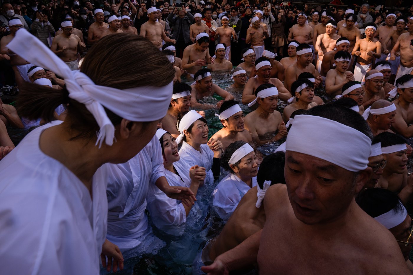 Braving the cold: Japan's New Year's rituals, in photos | iNFOnews.ca
