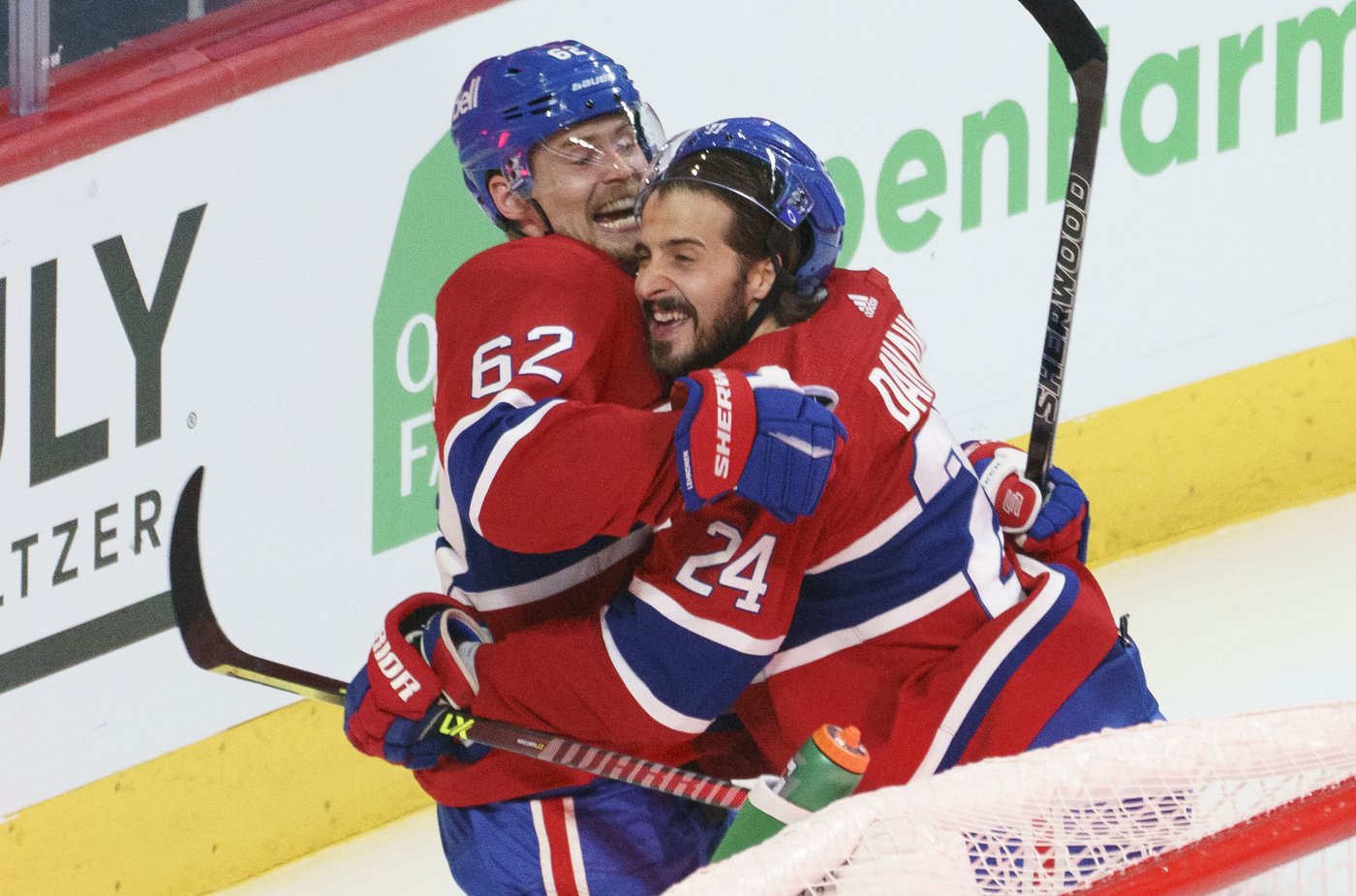 Canadiens GM Hughes confident Danault can bounce back in second stint in Montreal | iNFOnews.ca