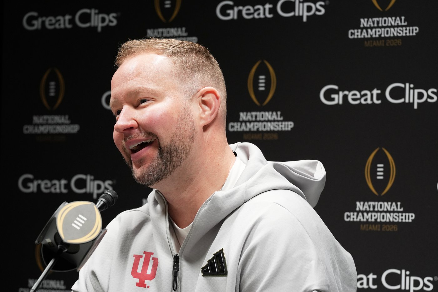Close friends face off as Indiana and Miami defensive coordinators meet for CFP title | iNFOnews.ca Close friends face off as Indiana and Miami defensive coordinators meet for CFP title | iNFOnews.ca