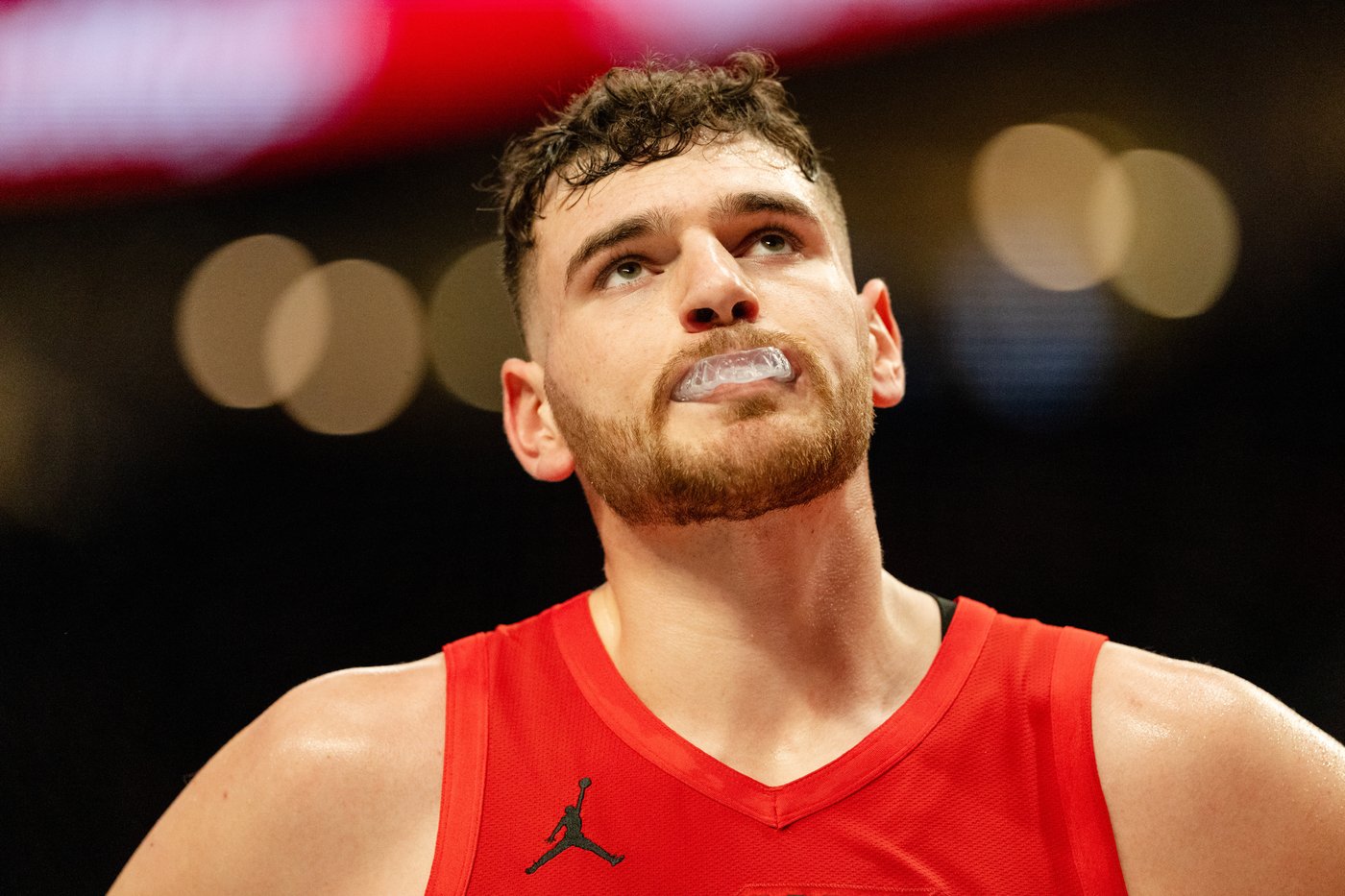 Fox scores 37 points to lead Spurs past Trail Blazers 115-102 in NBA Cup game | iNFOnews.ca