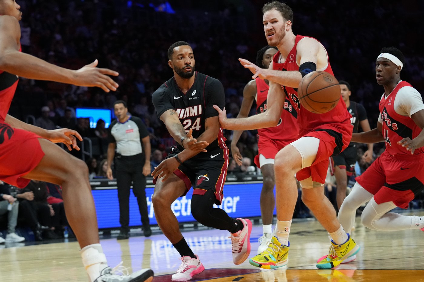 Brandon Ingram scores 28 points, Raptors end 4-game skid with 106-96 win over Heat | iNFOnews.ca Brandon Ingram scores 28 points, Raptors end 4-game skid with 106-96 win over Heat | iNFOnews.ca