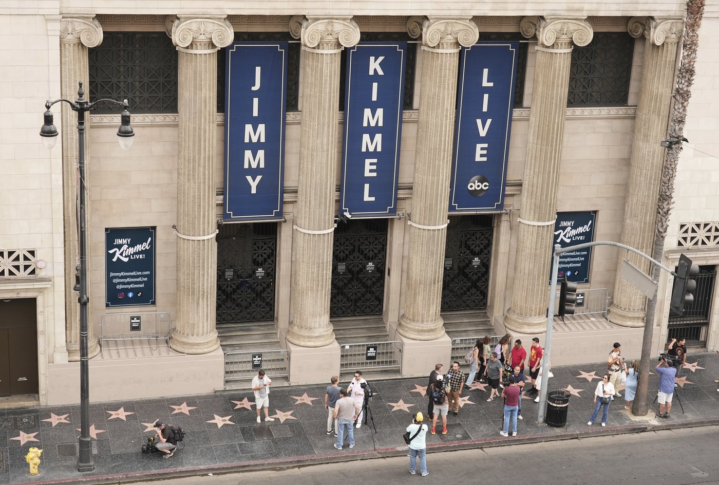 ABC suspends Jimmy Kimmel's late-night show indefinitely over his remarks about Charlie Kirk’s death | iNFOnews.ca