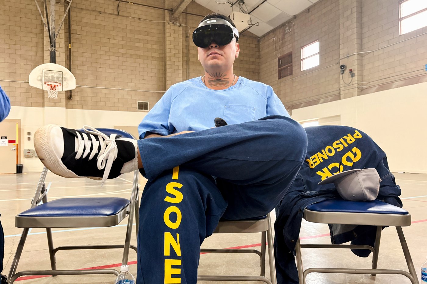 VR headsets are 'hope machines' inside California prisons, offering escape and practical experience | iNFOnews.ca
