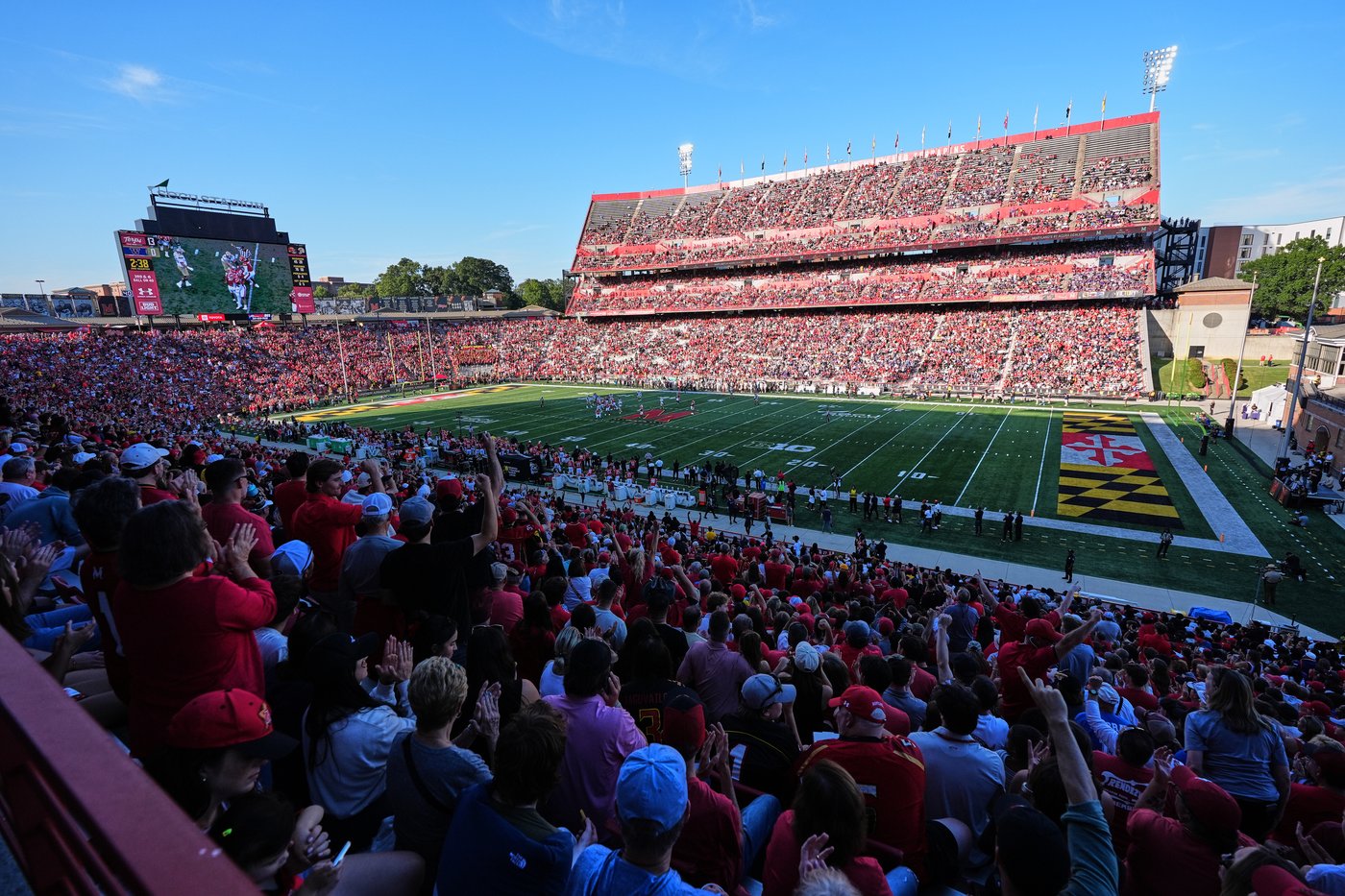 NCAA moves closer to allowing college athletes to bet on pro sports | iNFOnews.ca