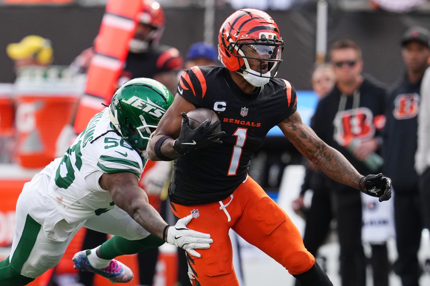 Jets' Quincy Williams says he lost his starting job, Breece Hall denies reports he asked for trade | iNFOnews.ca Jets' Quincy Williams says he lost his starting job, Breece Hall denies reports he asked for trade | iNFOnews.ca