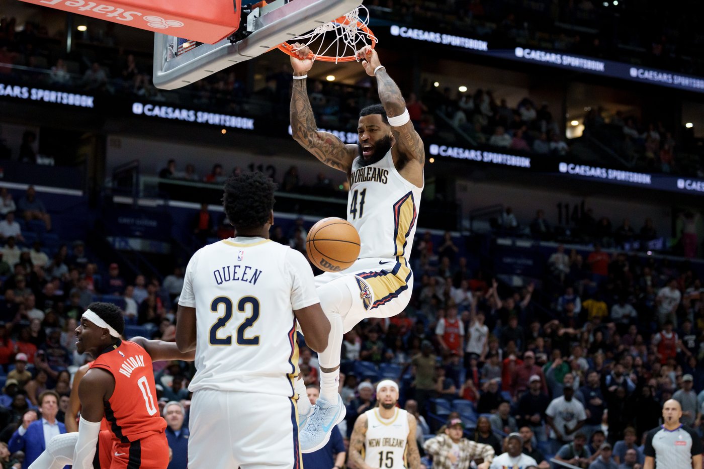 Bey has season-high 29 points to lead Pelicans' 25-point comeback in a 133-128 OT win over Houston | iNFOnews.ca