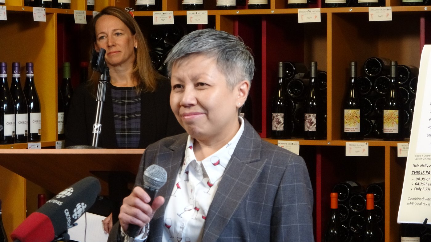 Business groups urge Alberta to scrap new wine levy | iNFOnews.ca