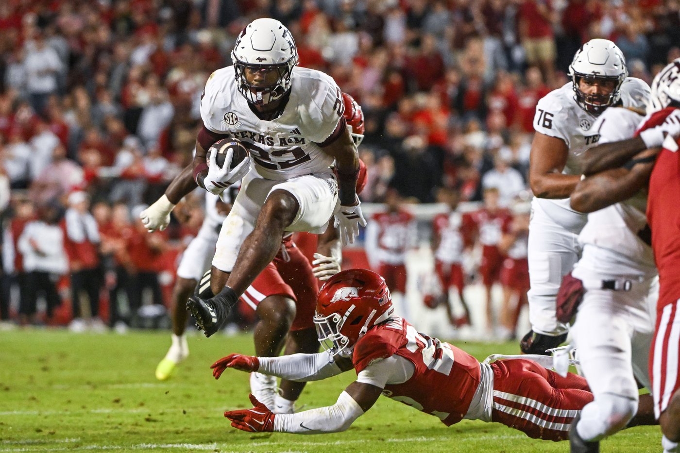 No. 3 Texas A&M relying on unsung heroes in undefeated season with game vs. No. 20 LSU on tap | iNFOnews.ca No. 3 Texas A&M relying on unsung heroes in undefeated season with game vs. No. 20 LSU on tap | iNFOnews.ca