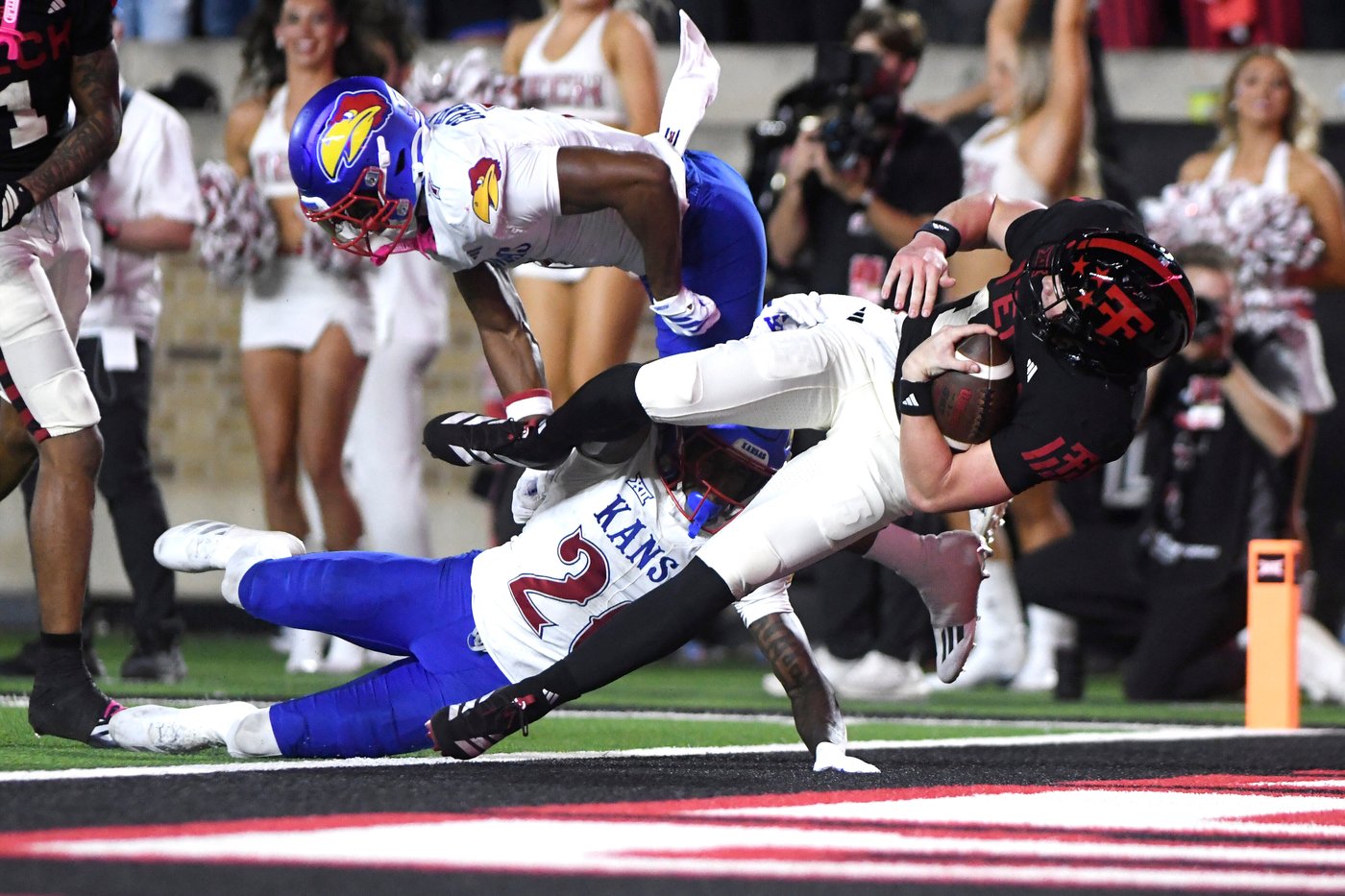 QB Behren Morton injured again for No. 9 Texas Tech as Will Hammond finishes another win | iNFOnews.ca