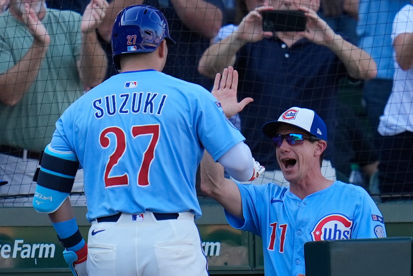 Pete Crow-Armstrong reaches 30-30-30 as Cubs pound Cardinals 12-1 to close in on top NL wild card | iNFOnews.ca