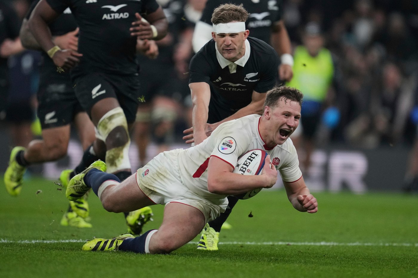 England downs New Zealand at Twickenham and ends All Blacks' Grand Slam hopes | iNFOnews.ca England downs New Zealand at Twickenham and ends All Blacks' Grand Slam hopes | iNFOnews.ca