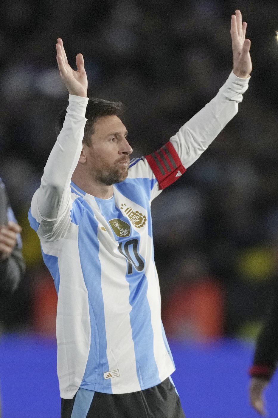 Lionel Messi scores twice in an emotional home farewell for Argentina | iNFOnews.ca Lionel Messi scores twice in an emotional home farewell for Argentina | iNFOnews.ca