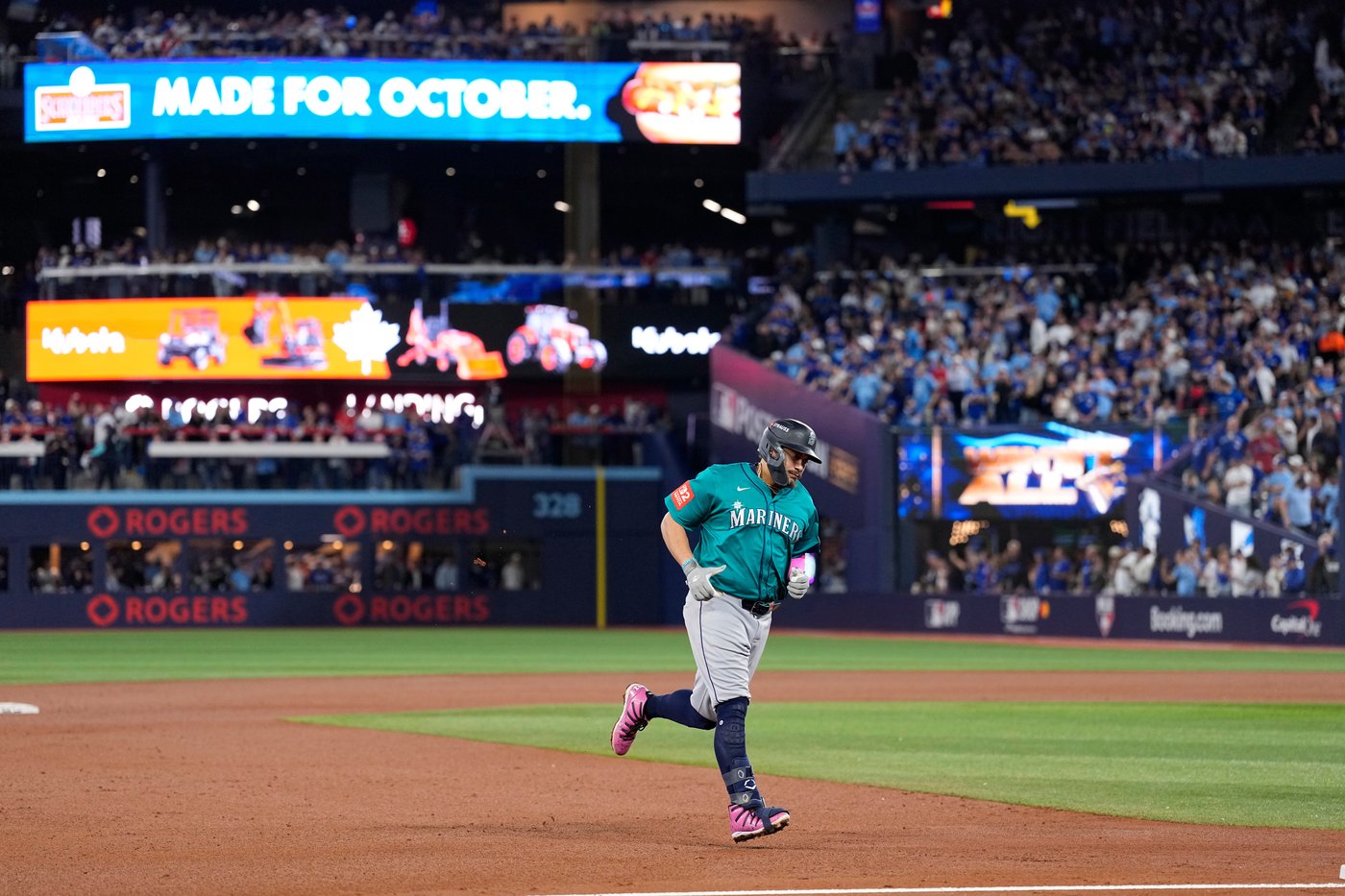 First baseman Josh Naylor finalizing 5-year contract with Seattle Mariners, AP source says | iNFOnews.ca