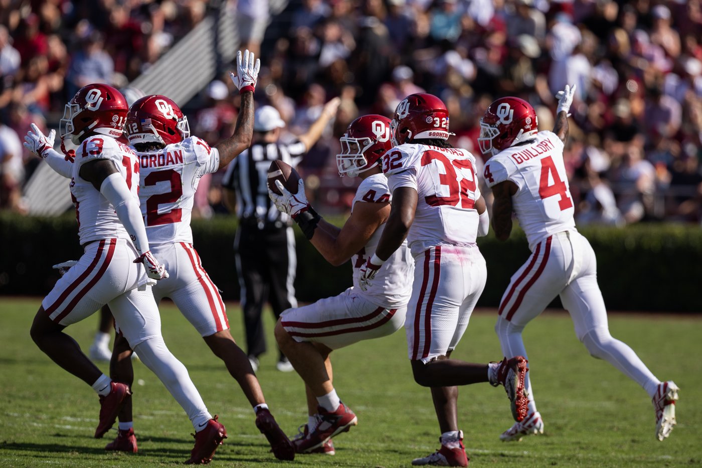 Oklahoma's top-ranked defense faces Ole Miss' high-powered offense in SEC showdown | iNFOnews.ca Oklahoma's top-ranked defense faces Ole Miss' high-powered offense in SEC showdown | iNFOnews.ca