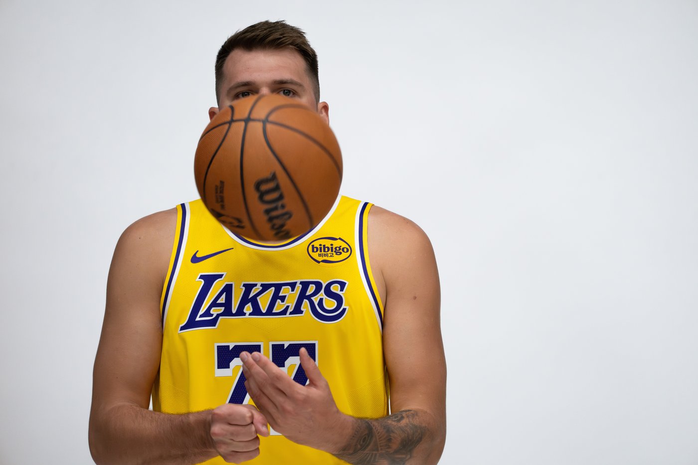 LeBron not thinking about retirement or son Bryce's future as he begins 23rd NBA season with Lakers | iNFOnews.ca