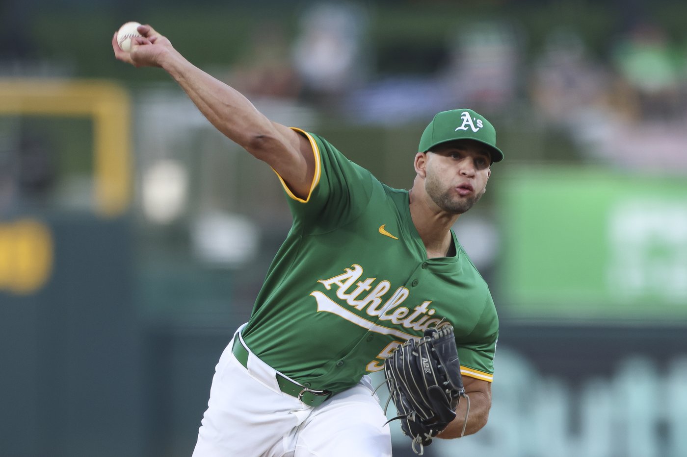 Crochet, Story, Narváez power Red Sox to a 7-0 win over the Athletics | iNFOnews.ca