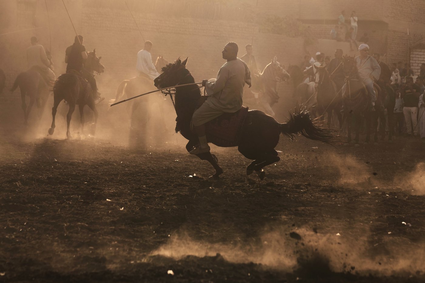 The top AP photos from the Middle East in 2025: Conflict, courage, and moments of wonder | iNFOnews.ca