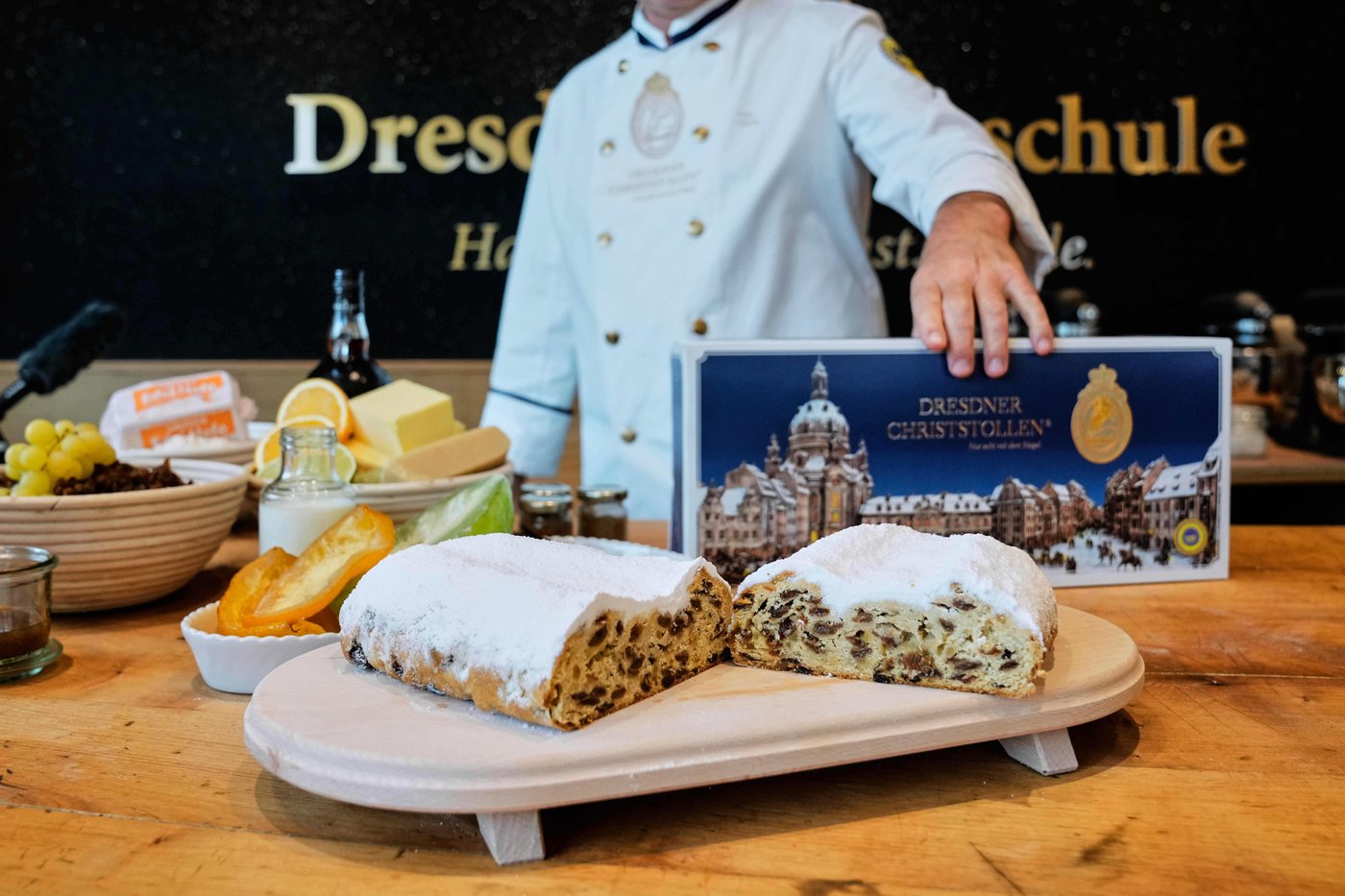 German bakers bring Christmas specialty to life with rich tradition and sweetness | iNFOnews.ca