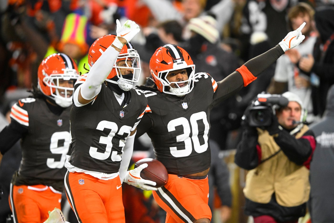 Mark Andrews' late TD lifts Ravens to 23-16 win over Browns and spoils Shedeur Sanders' NFL debut | iNFOnews.ca Mark Andrews' late TD lifts Ravens to 23-16 win over Browns and spoils Shedeur Sanders' NFL debut | iNFOnews.ca