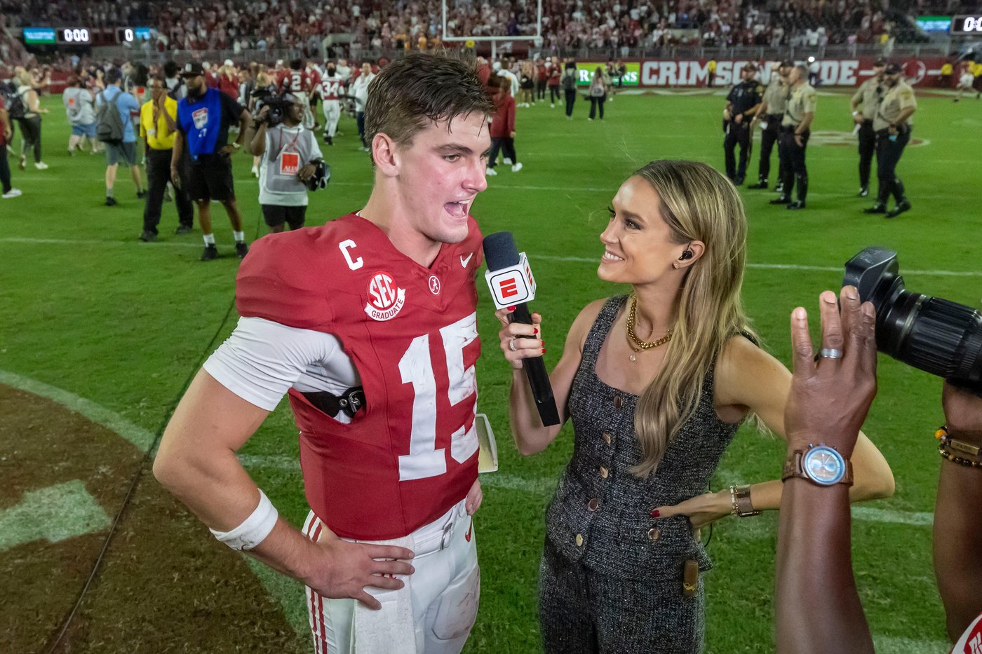No. 6 Alabama stifles No. 11 Tennessee 37-20 for its 4th straight win over a ranked team | iNFOnews.ca