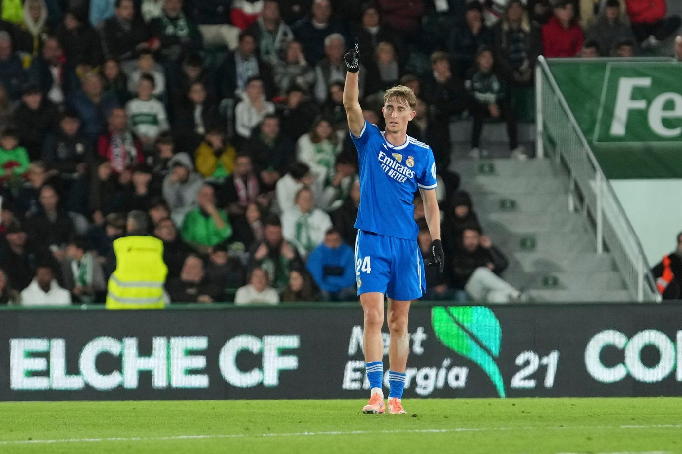 Real Madrid dealing with injuries in defense for Champions League match at Olympiakos | iNFOnews.ca