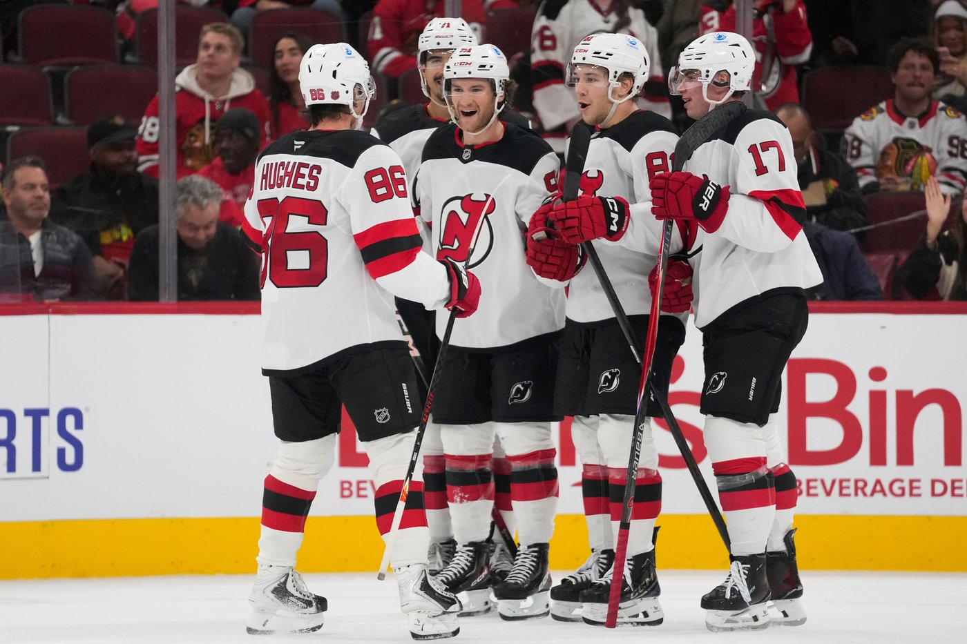 Simon Nemec scores 3rd goal of game in OT as Devils top Blackhawks 4-3 | iNFOnews.ca