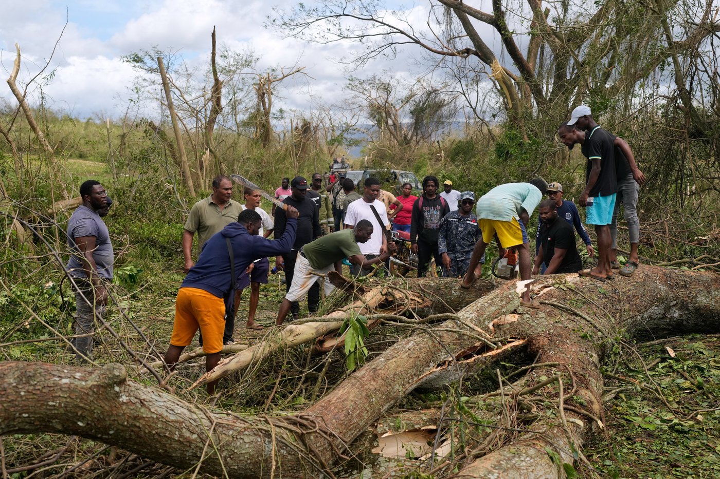 Hurricane Melissa leaves dozens dead in trail of destruction across Cuba, Haiti and Jamaica | iNFOnews.ca