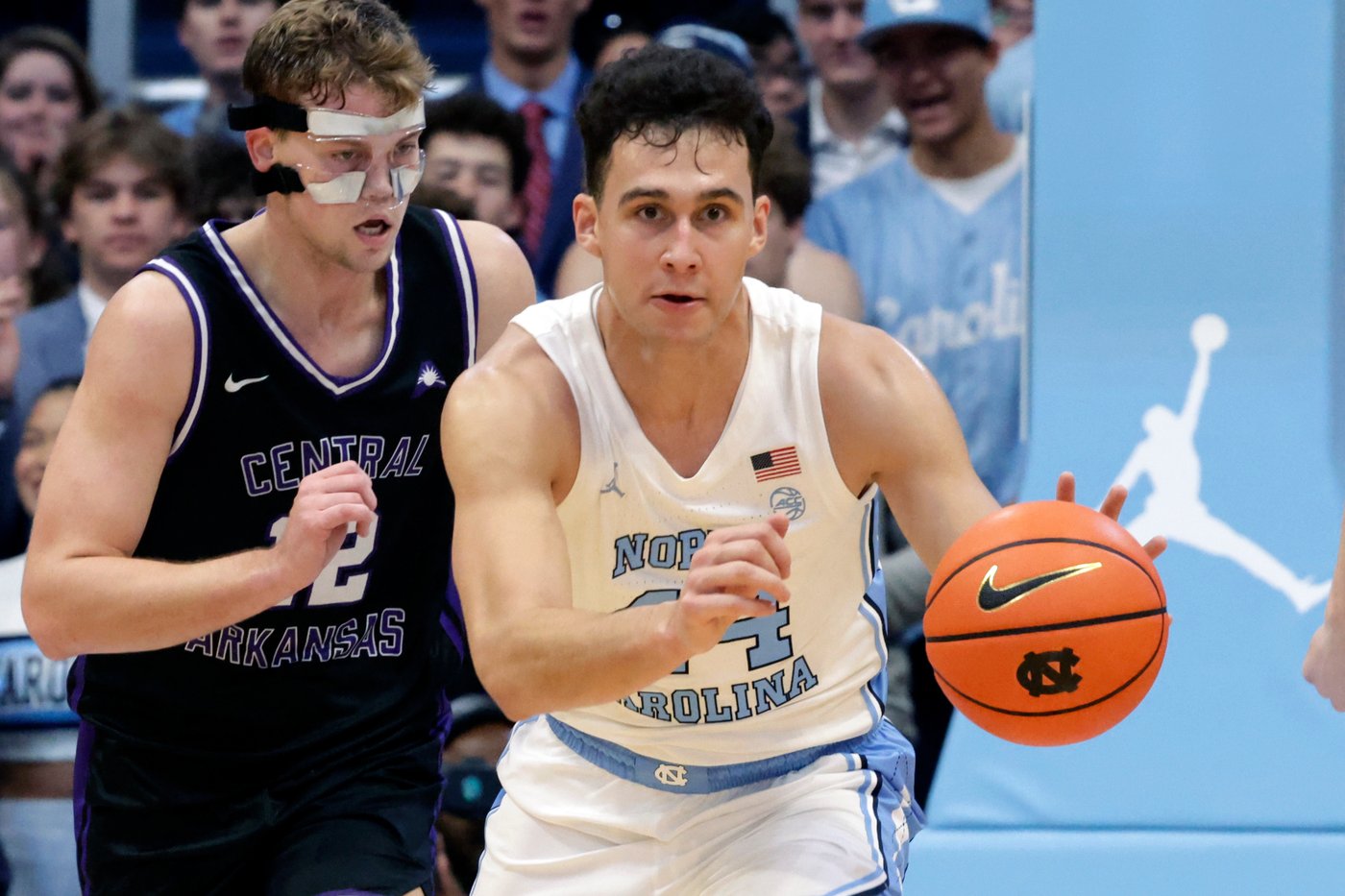 Luka Bogavac scores 10 points in impressive debut for No. 25 North Carolina vs. Central Arkansas | iNFOnews.ca Luka Bogavac scores 10 points in impressive debut for No. 25 North Carolina vs. Central Arkansas | iNFOnews.ca