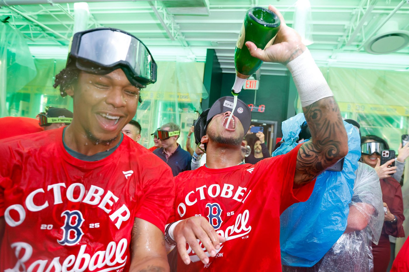 Red Sox rally from a 3-run deficit to walk off the Tigers and secure a playoff spot | iNFOnews.ca