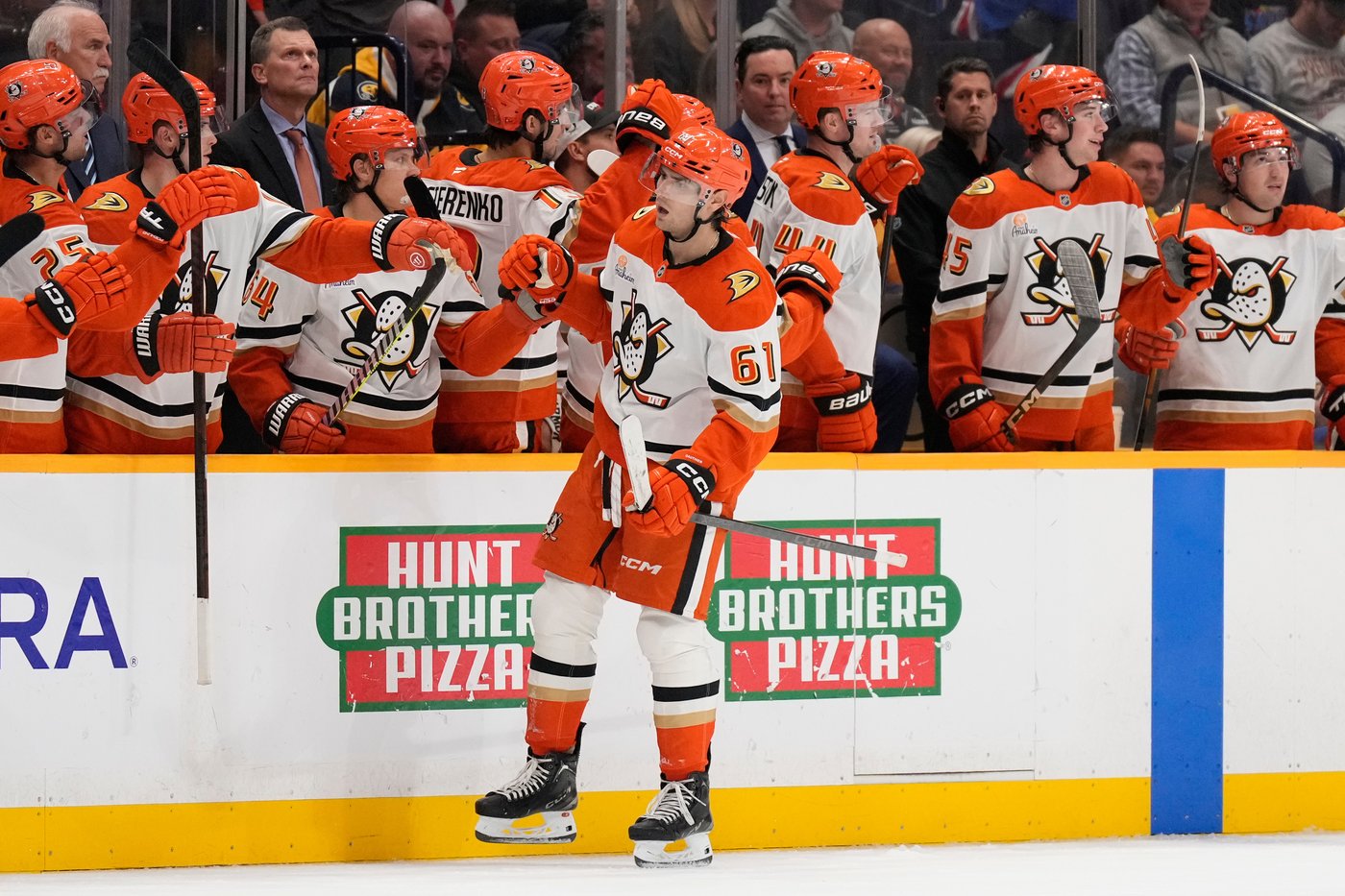 Ducks rookie Beckett Sennecke picks up his third goal of the season in 5-2 win over Predators | iNFOnews.ca Ducks rookie Beckett Sennecke picks up his third goal of the season in 5-2 win over Predators | iNFOnews.ca