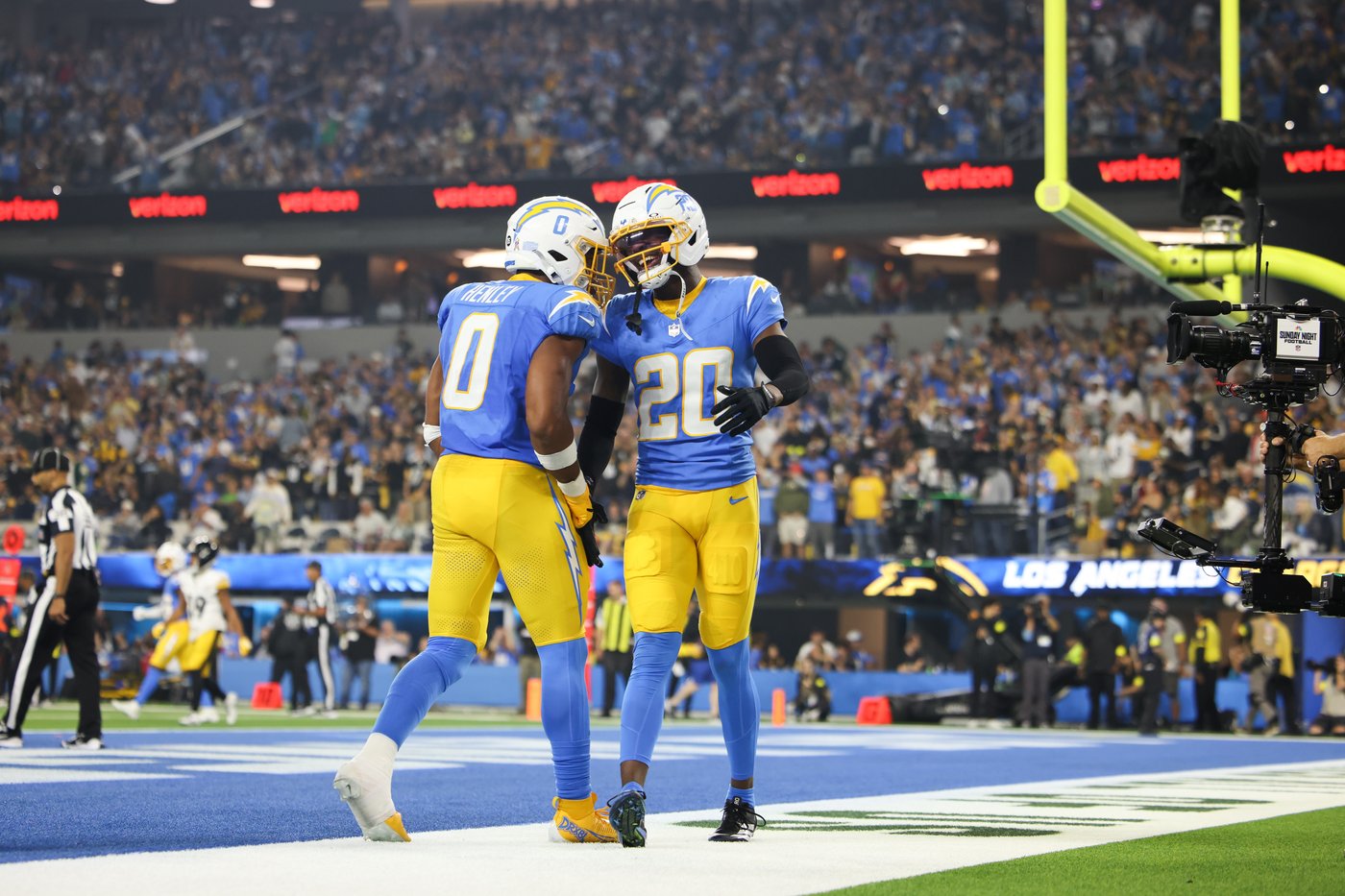 Chargers surge back into AFC West race with three straight wins | iNFOnews.ca Chargers surge back into AFC West race with three straight wins | iNFOnews.ca