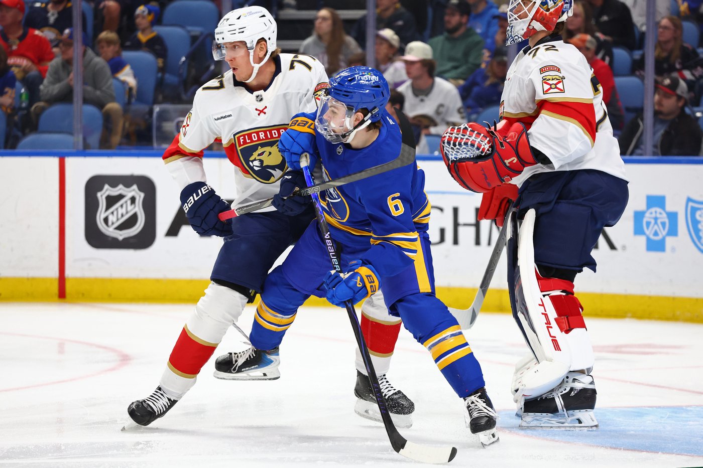 Panthers defenseman Niko Mikkola leaves loss to Sabres with an upper-body injury | iNFOnews.ca Panthers defenseman Niko Mikkola leaves loss to Sabres with an upper-body injury | iNFOnews.ca