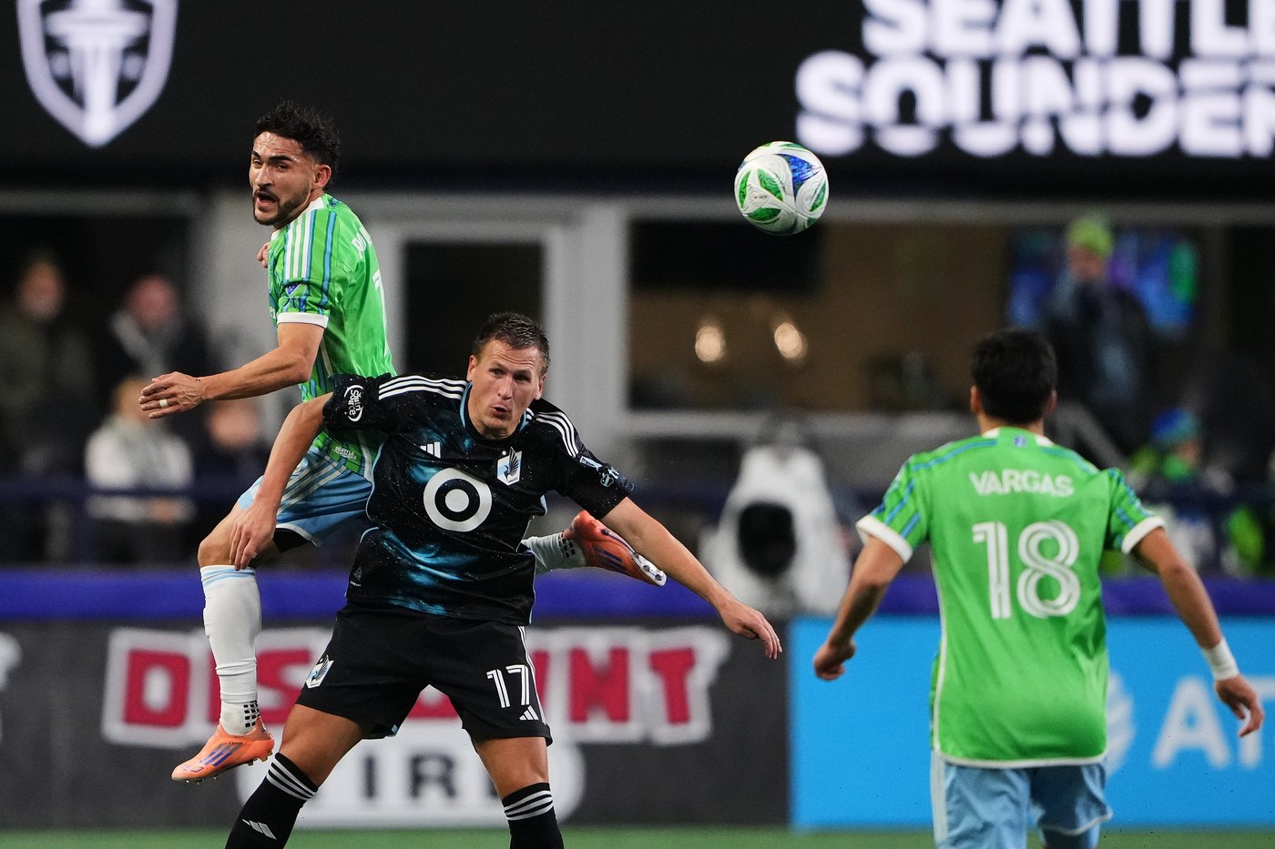 Obed Vargas scores twice as Sounders beat Minnesota United 4-2 to extend series | iNFOnews.ca
