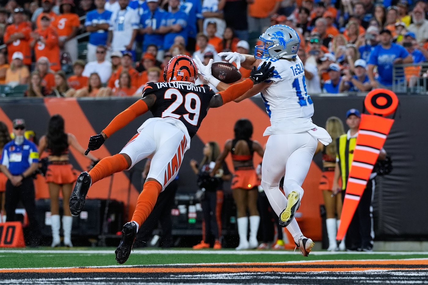 David Montgomery dominates in his hometown as Lions beat Bengals 37-24 | iNFOnews.ca David Montgomery dominates in his hometown as Lions beat Bengals 37-24 | iNFOnews.ca