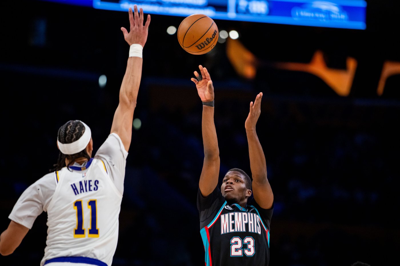 Luka Doncic scores 36 as Lakers rally past Grizzlies, 120-114 | iNFOnews.ca