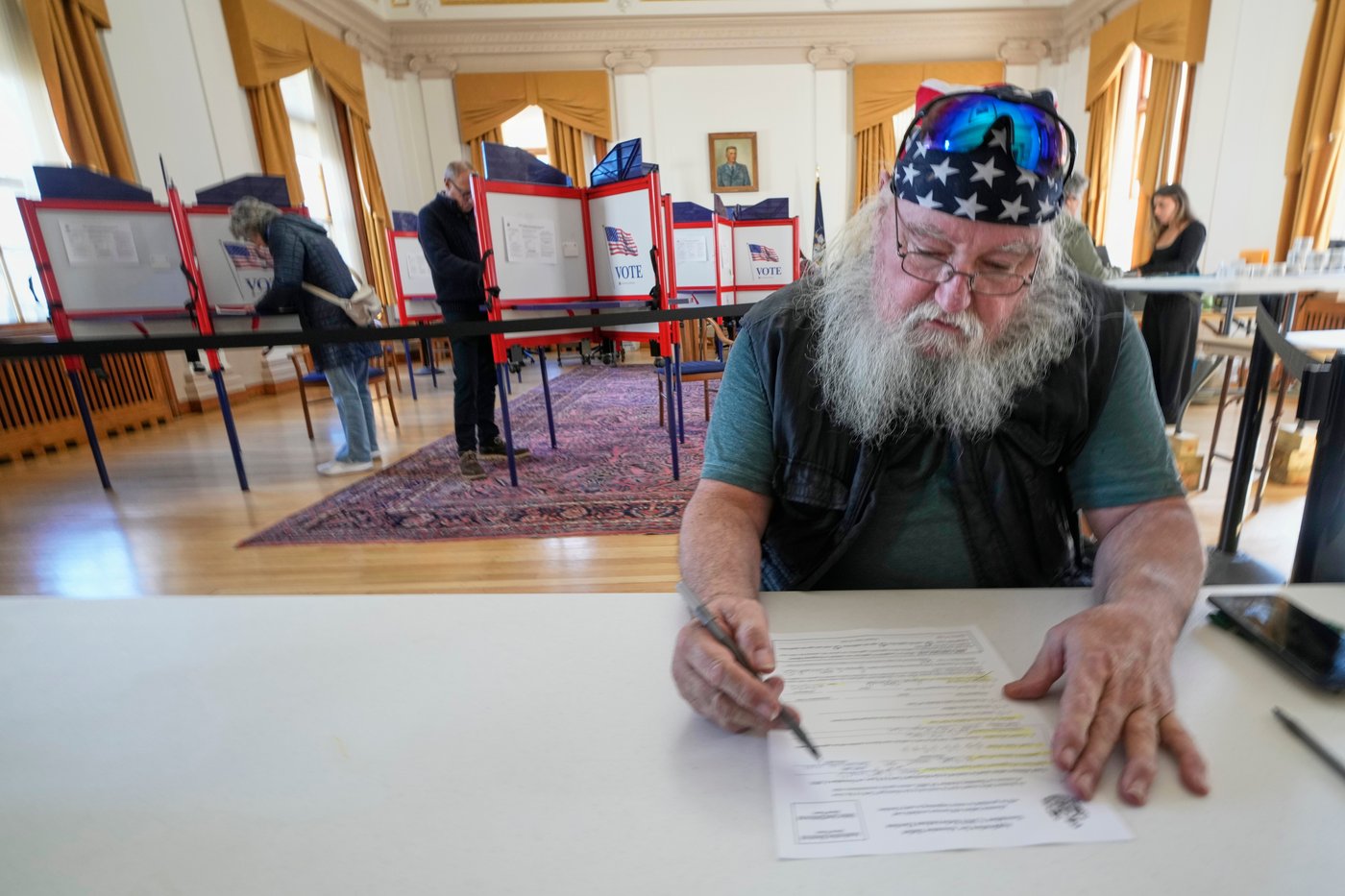 Maine voters reject new GOP-backed voter ID requirement while Texans approve citizenship proposal | iNFOnews.ca Maine voters reject new GOP-backed voter ID requirement while Texans approve citizenship proposal | iNFOnews.ca