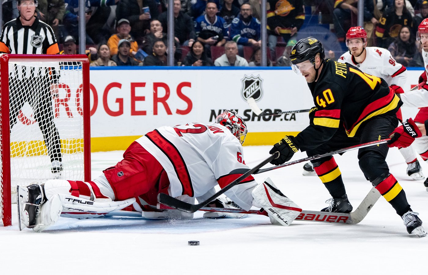 Elias Pettersson, Vancouver Canucks not dwelling on difficult season | iNFOnews.ca