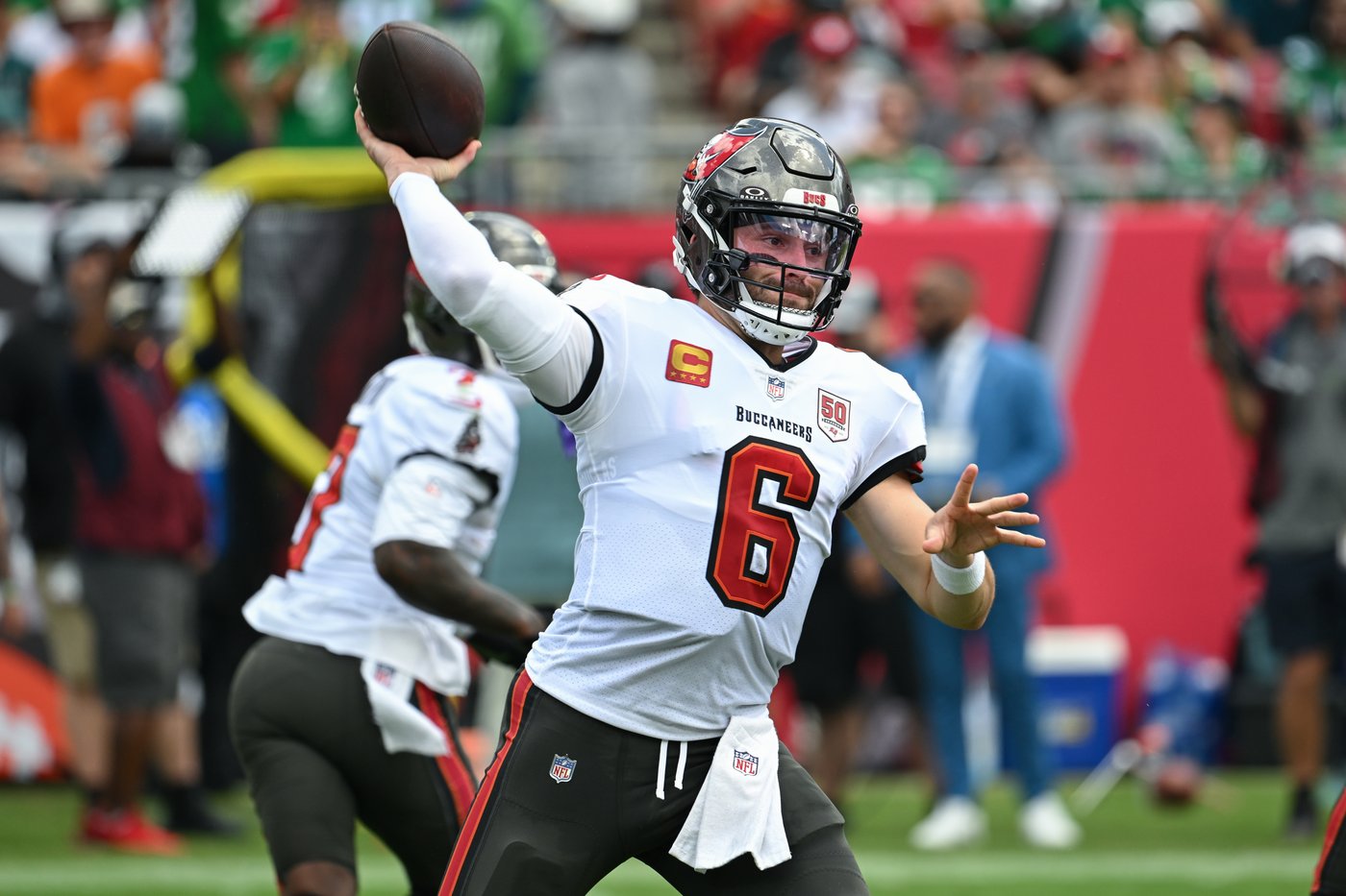 Baker Mayfield rallies Buccaneers again before falling short against Eagles | iNFOnews.ca