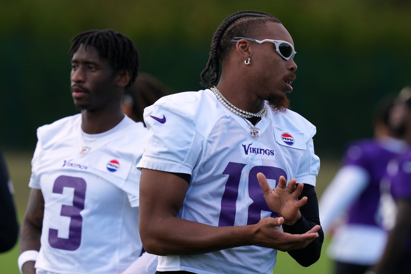 The Vikings take a 10-day, 2-game trip to Dublin and London, an NFL first. How did they pull it off? | iNFOnews.ca