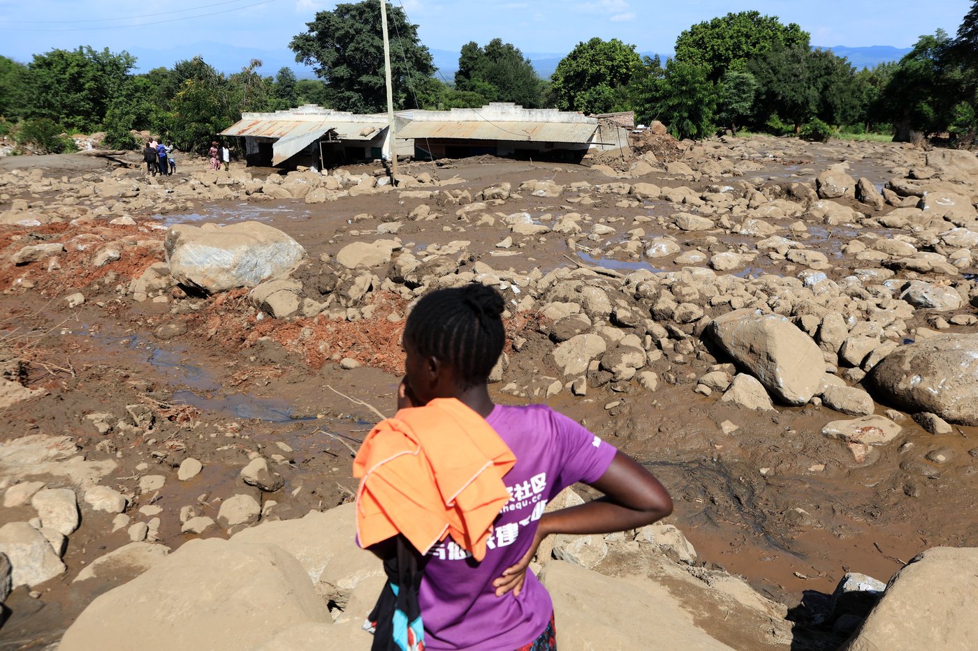 Kenyan landslide death toll rises to 26 as flash floods hamper search for survivors | iNFOnews.ca Kenyan landslide death toll rises to 26 as flash floods hamper search for survivors | iNFOnews.ca