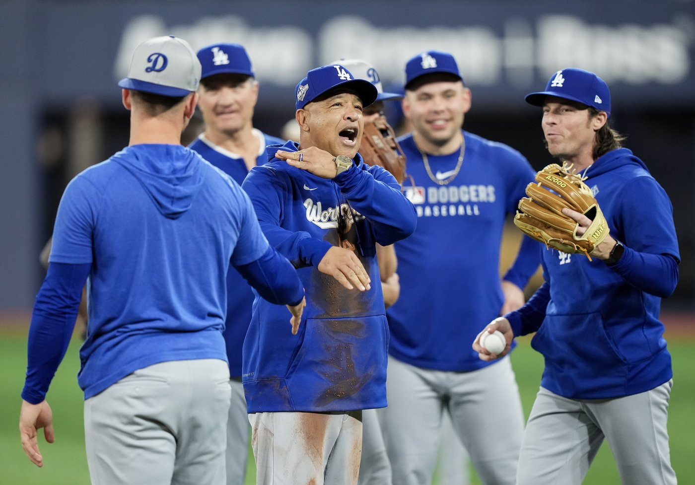 Photo Gallery: Blue Jays and Dodgers practice ahead of Game 6 of World Series | iNFOnews.ca