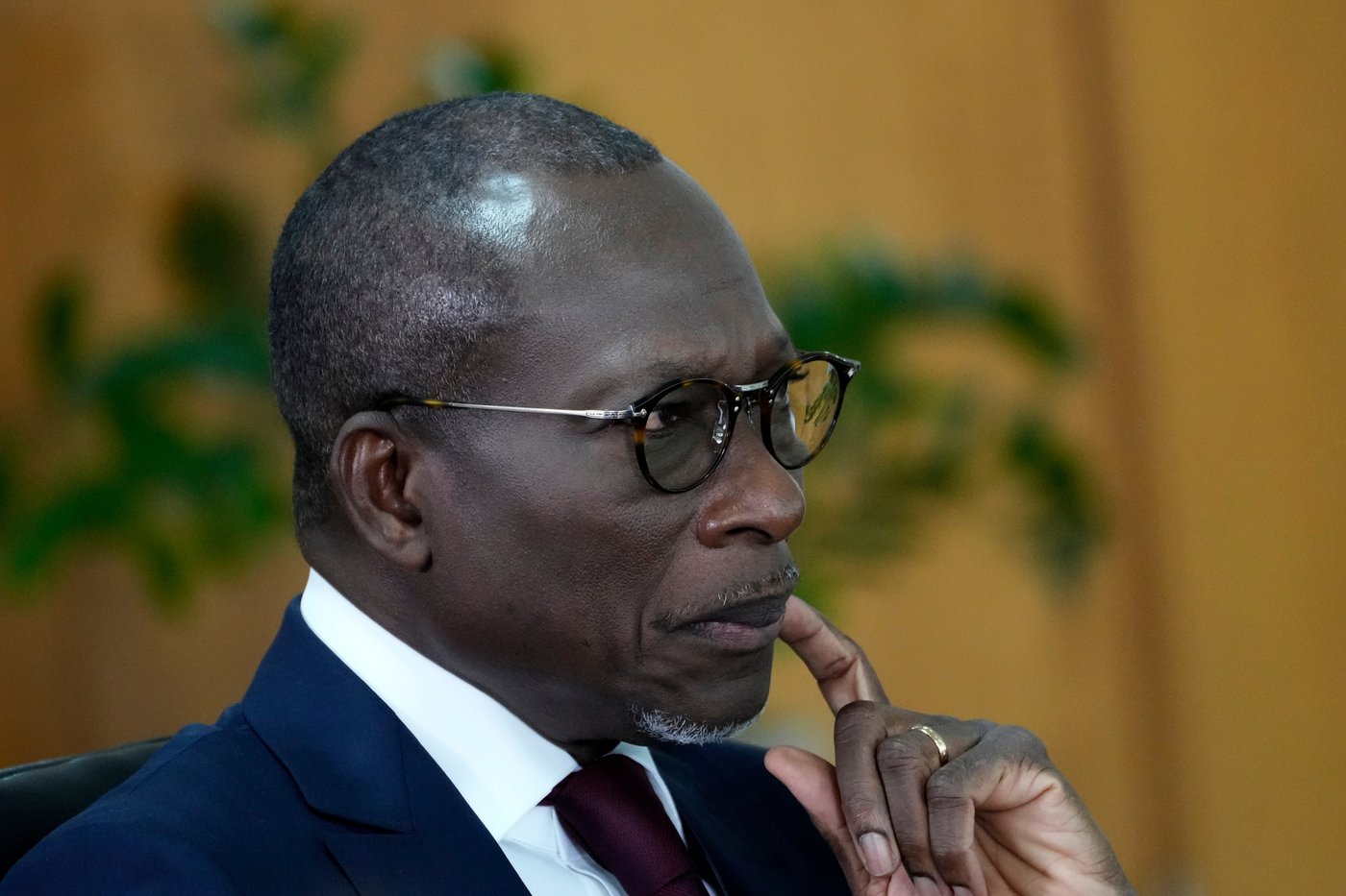 Benin's interior minister says a coup announced earlier has been foiled | iNFOnews.ca Benin's interior minister says a coup announced earlier has been foiled | iNFOnews.ca