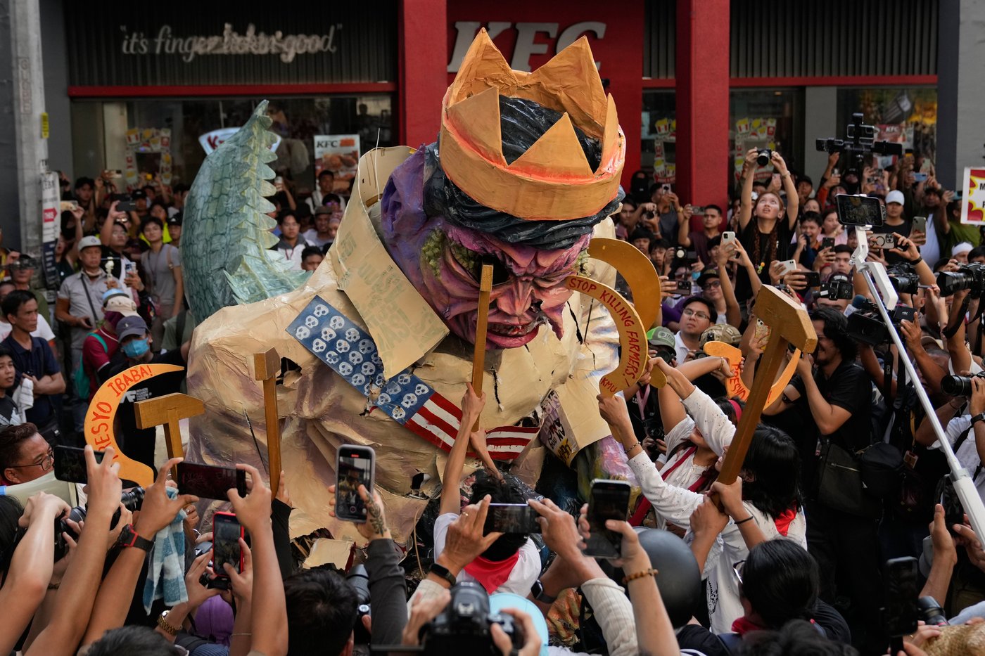 The top photos of the day by AP's photojournalists | iNFOnews.ca