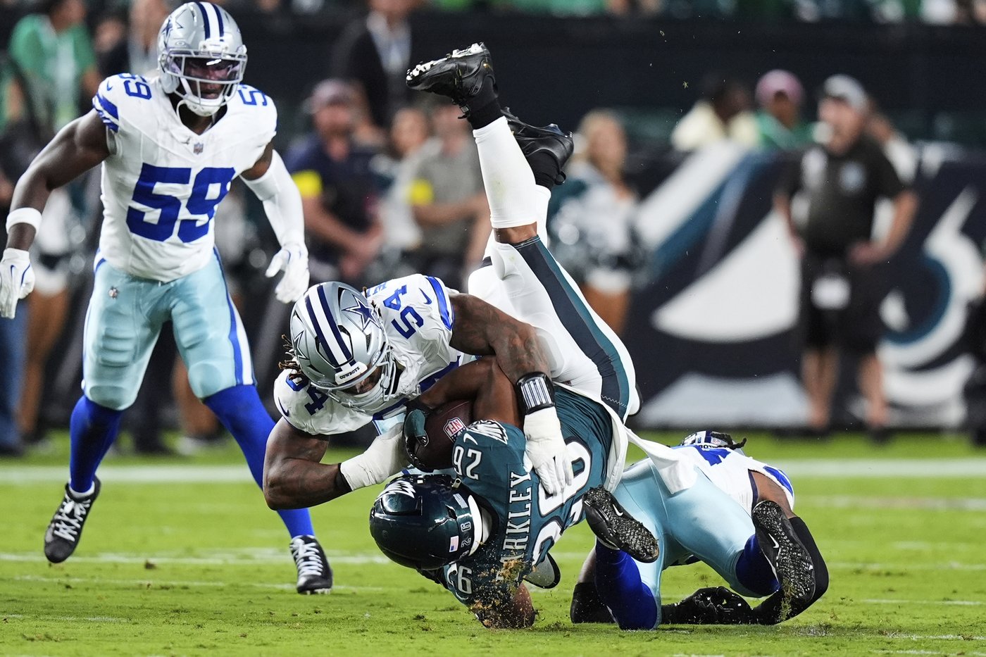 Top photos from the NFL season opener between the Philadelphia Eagles and the Dallas Cowboys | iNFOnews.ca