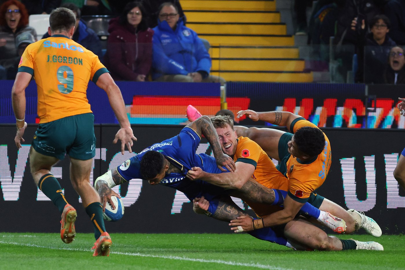 Italy beats Wallabies again thanks to backs with Australian heritage | iNFOnews.ca