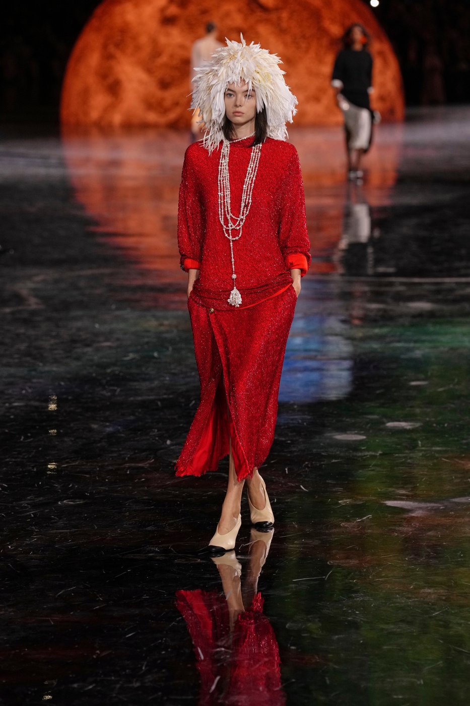 Showmanship returns at Chanel as designer Blazy debuts under a sky of planets | iNFOnews.ca