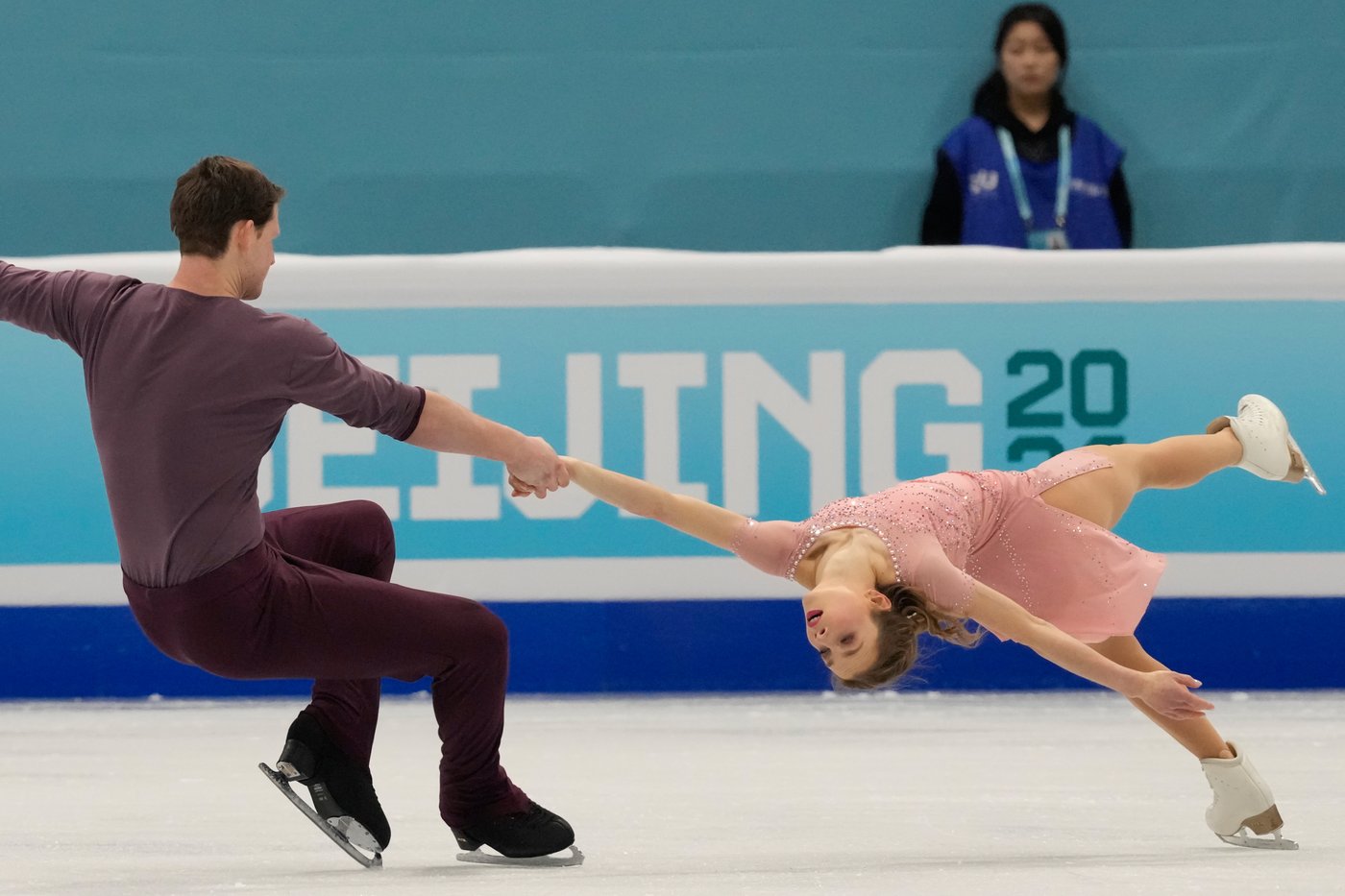Efimova and Mitrofanov's Four Continents win shows what US team could be missing at the Olympics | iNFOnews.ca