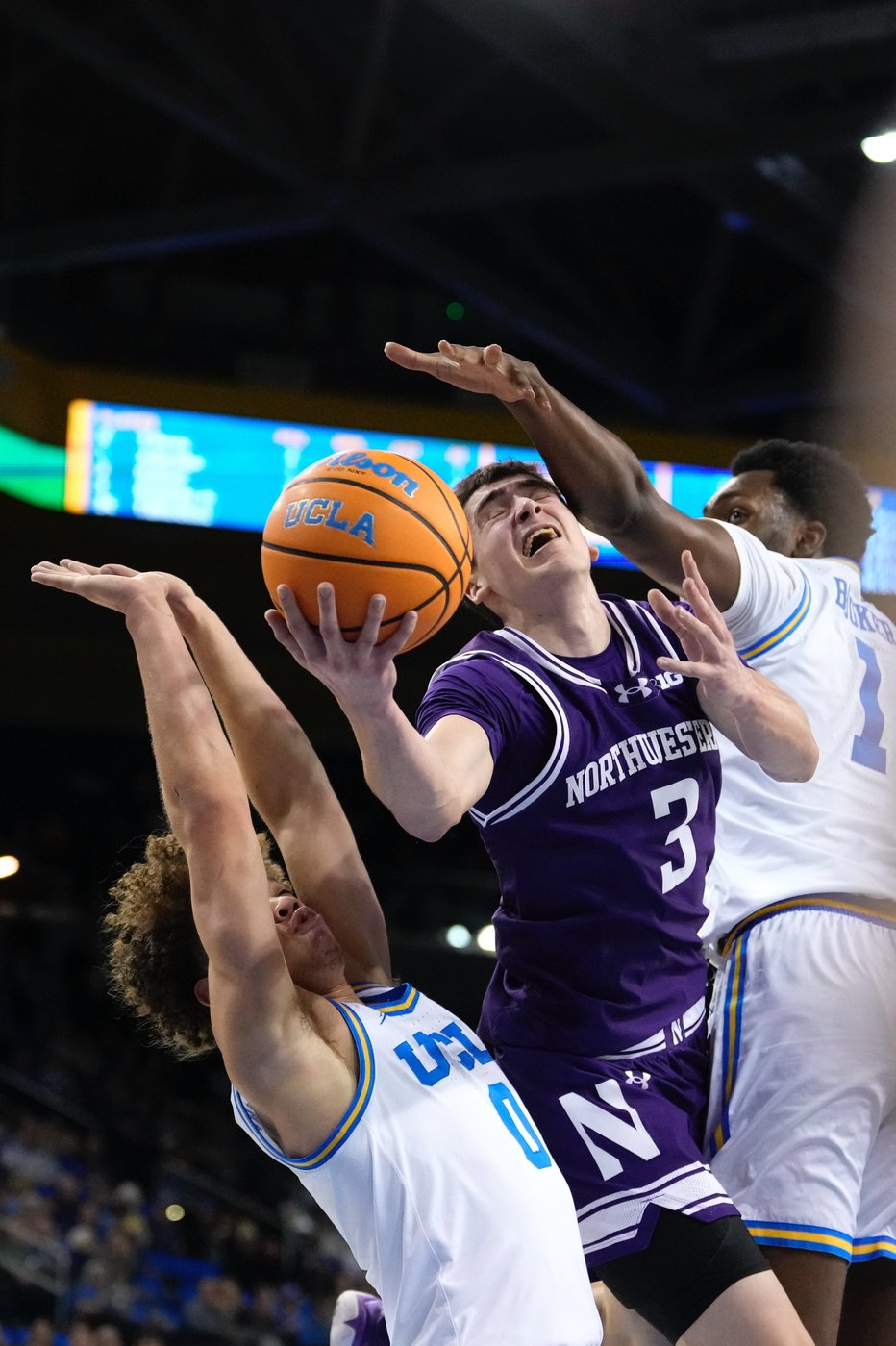 Bilodeau, Perry help UCLA jump out early in 71-64 win over Northwestern | iNFOnews.ca