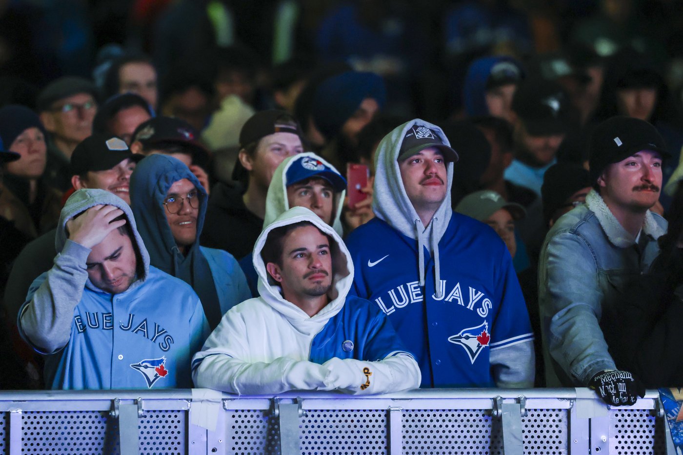 Dodgers beat Jays 5-1 in Game 2 of World Series | iNFOnews.ca