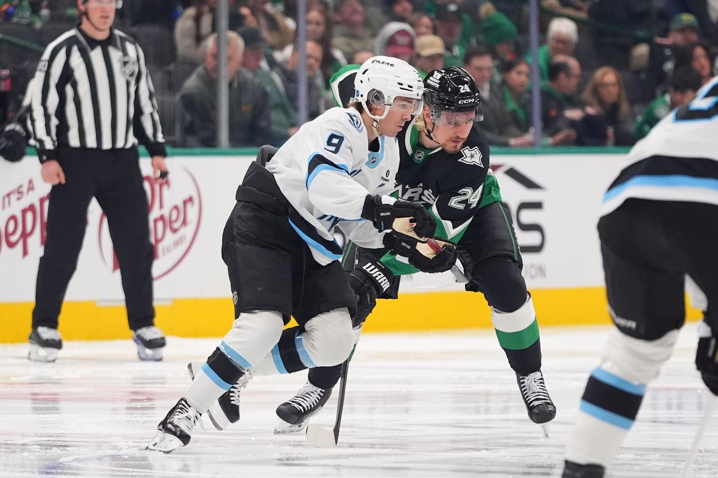 Mammoth's Clayton Keller plays in 4-3 loss to the Stars one day after father's death | iNFOnews.ca Mammoth's Clayton Keller plays in 4-3 loss to the Stars one day after father's death | iNFOnews.ca